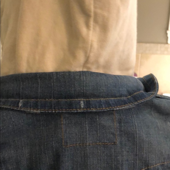 True Religion distressed Jean jacket w innerhoodie - Picture 13 of 14